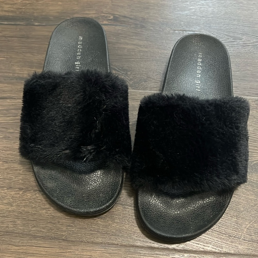 Madden Girl fur slides size 9